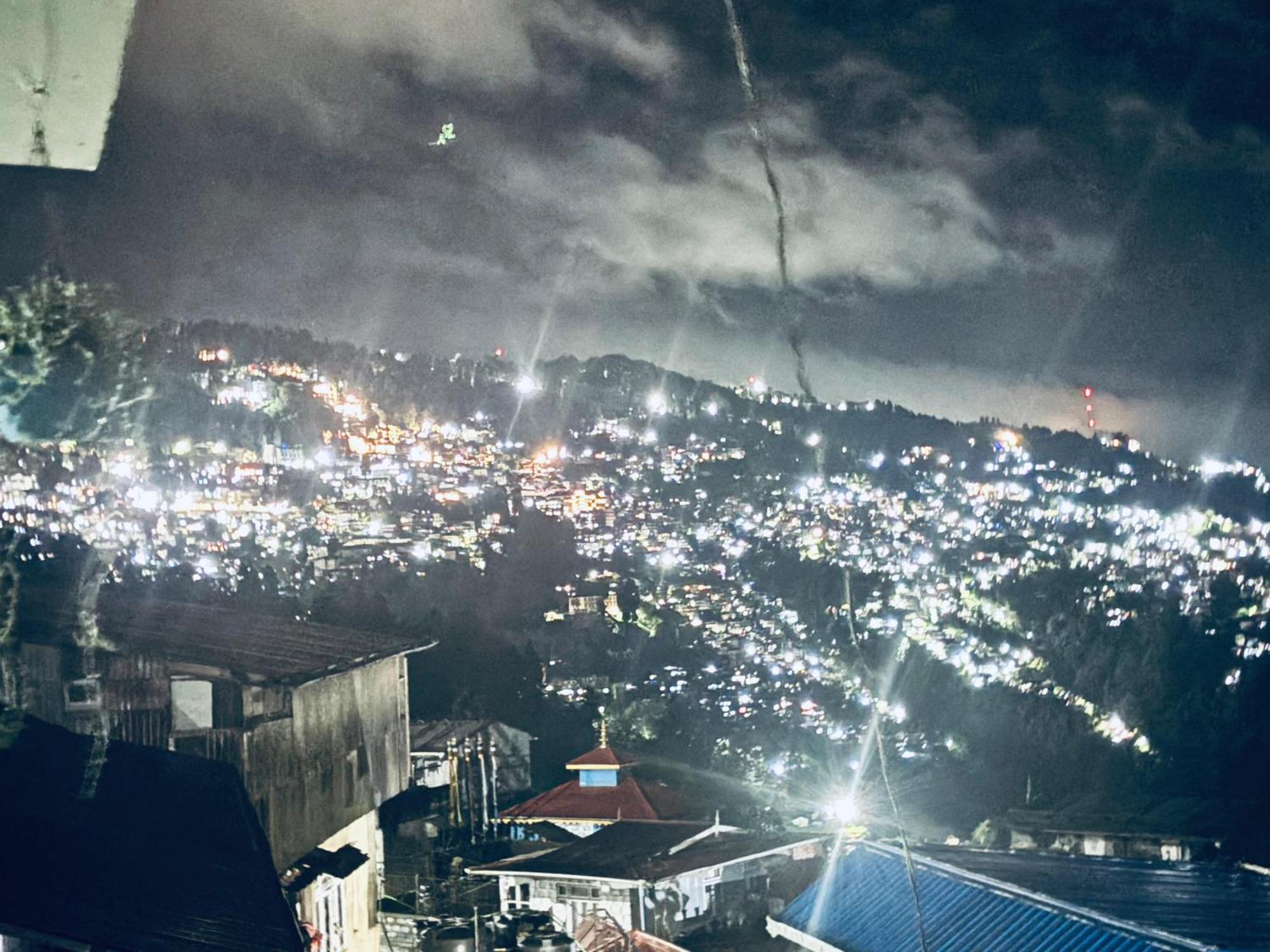 Valley View Homestay Dardzsiling Kültér fotó