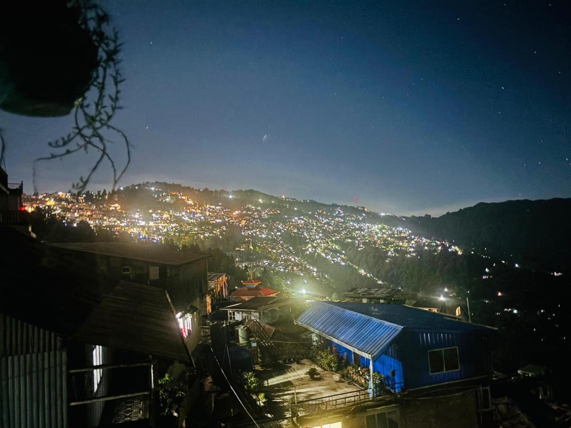 Valley View Homestay Dardzsiling Kültér fotó