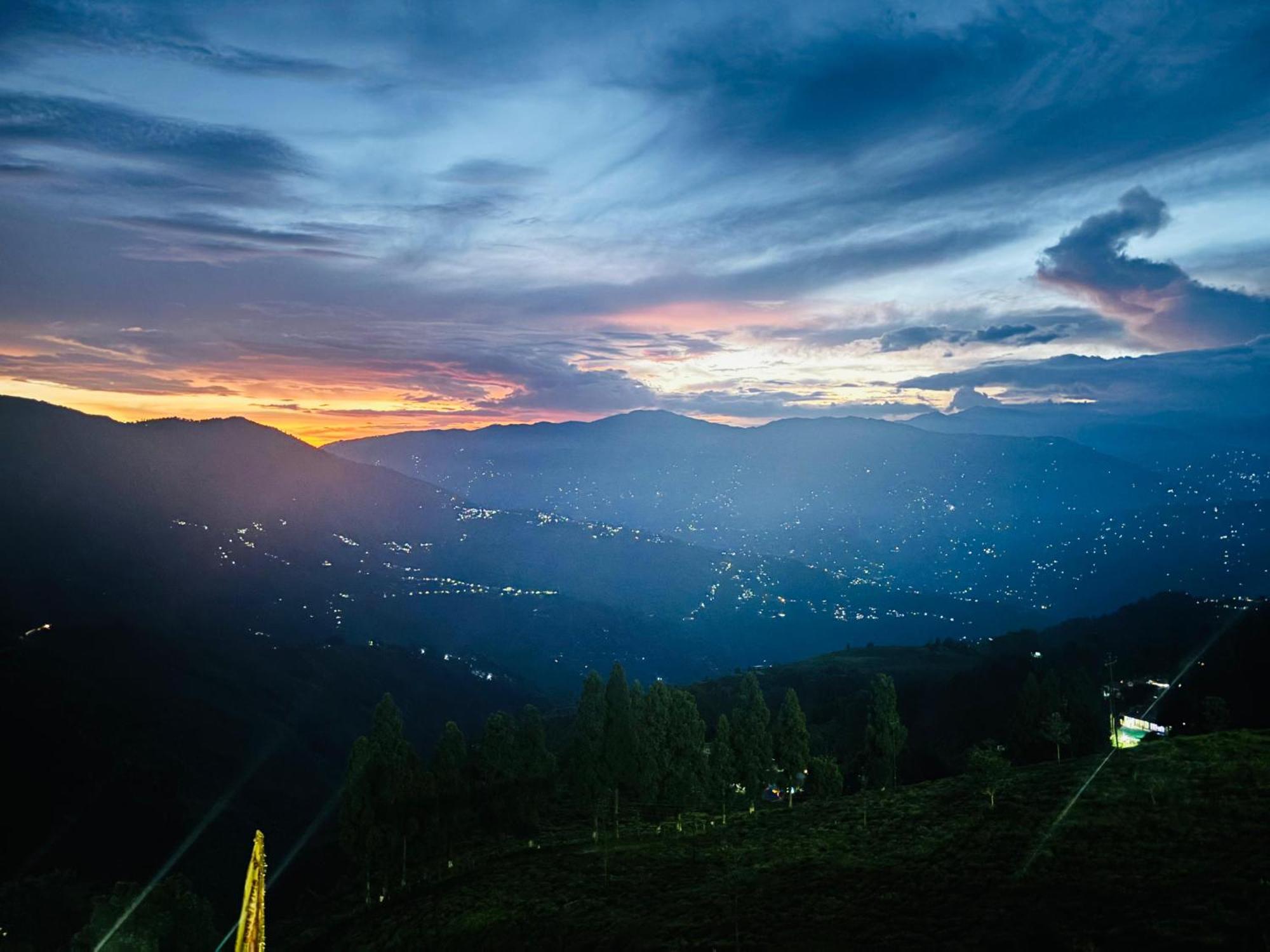 Valley View Homestay Dardzsiling Kültér fotó